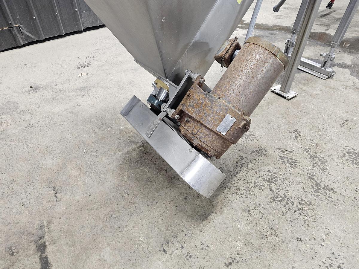 Used Used Rietz Screw Conveyor, 8.5” diameter x 132” long, 304 Stainless Steel