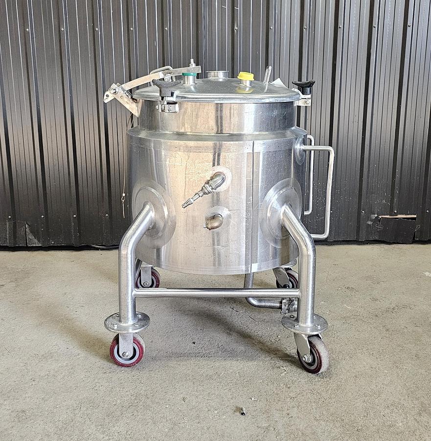 Used Heritage Global Auctions (Hagerstown MD) Lot 636 - Tank