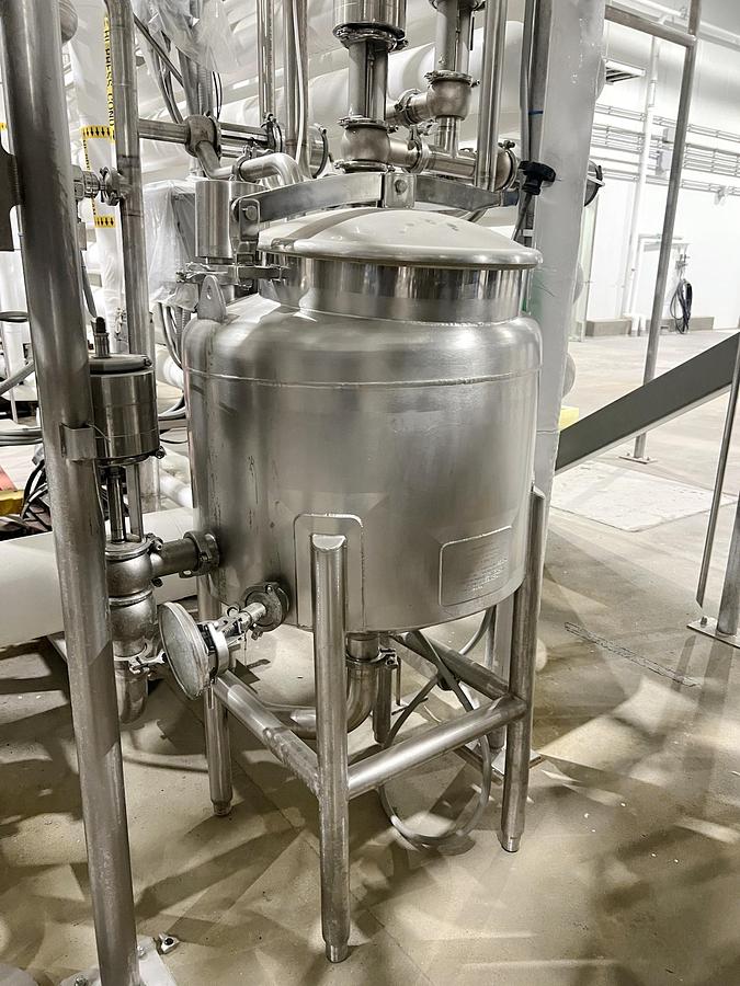 Used Used 25 Gallon Tank, 316L Stainless Steel