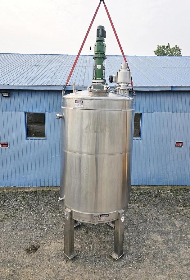 Used Used 2500 Gallon Jacketed Tank, 316 Stainless Steel, With Mixer