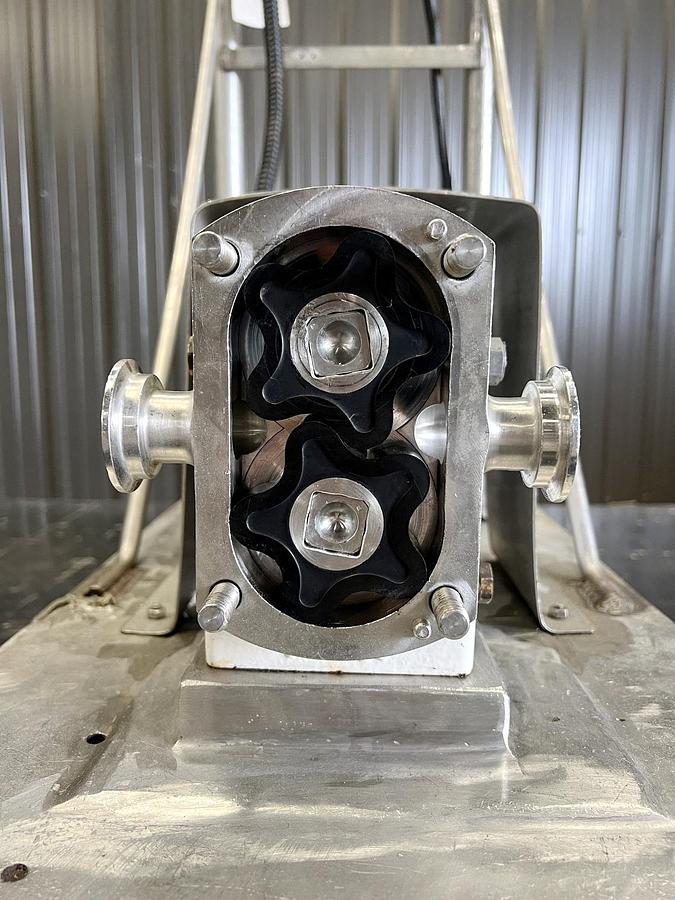 Used Used SPX Rotary Lobe Pump, Model R2, 3 HP