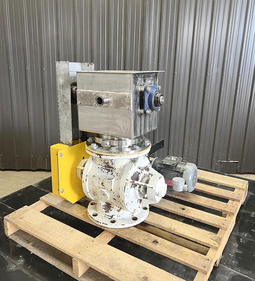 Used Used Rotary Air Lock Valve, 8" X 8", with Lump Breaker