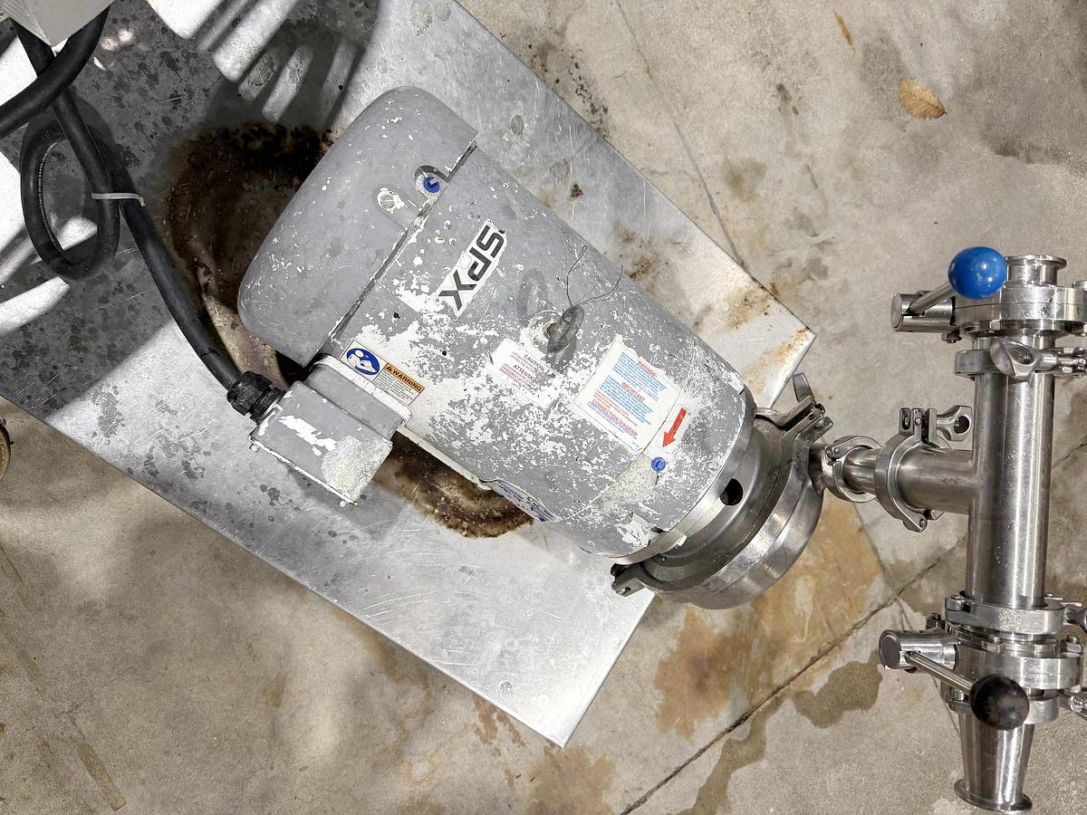 Used Used SPX Centrifugal Pump, 1.5" X 1.5", 10 HP, with VFD