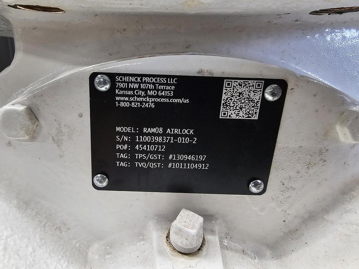 Used Used Schenck Process Rotary Air Lock Valve, 8" X 8"