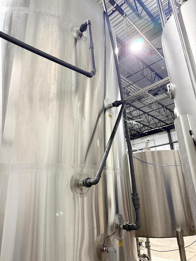 Used Used 3600 Gallon Jacketed Tank (Reactor), 304 Stainless Steel