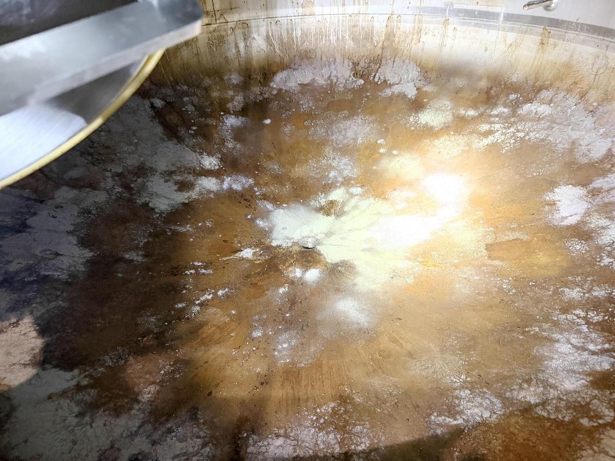 Used Used 4650 Gallon Jacketed Tank, 304 Stainless Steel