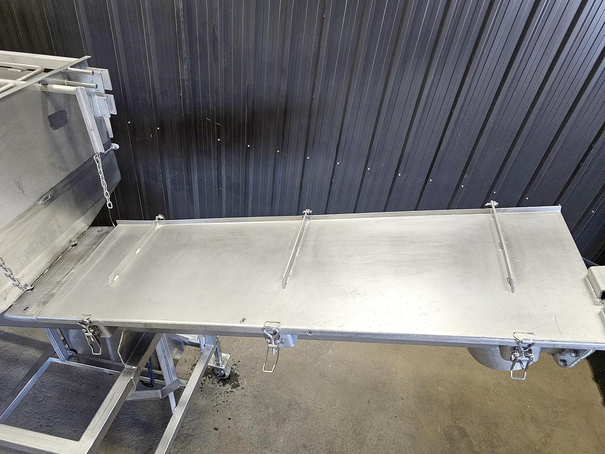 Used TCL Auction - Maple Leaf Foods - Ontario - Lot 123 - conveyor