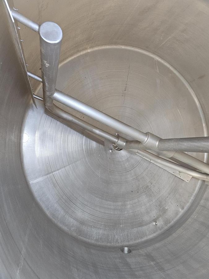 Used Used 1750 Gallon Tank, 304 Stainless Steel, With Sweep Agitation, Electrically Heated
