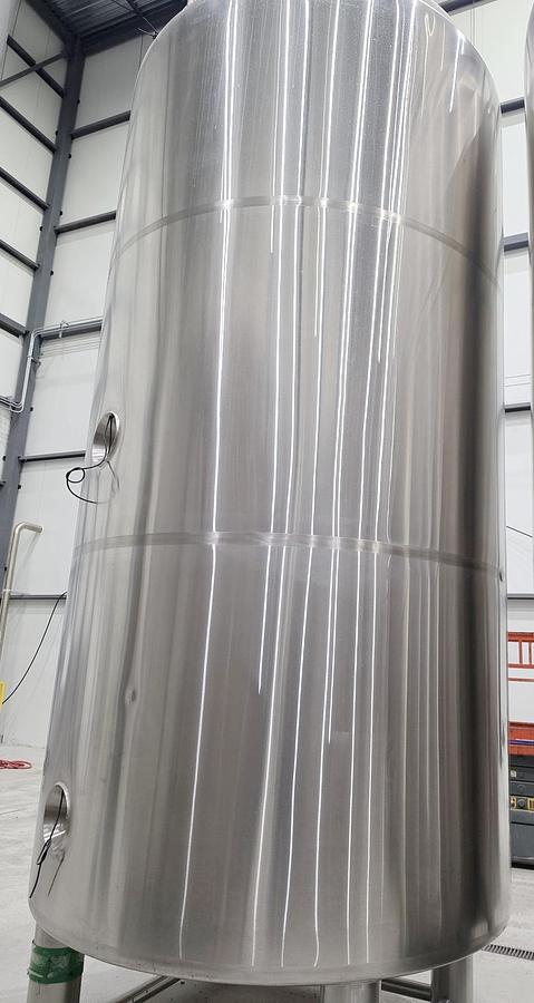 Used Used 4000 Gallon Jacketed Tank, 304 Stainless Steel, Electrically Heated