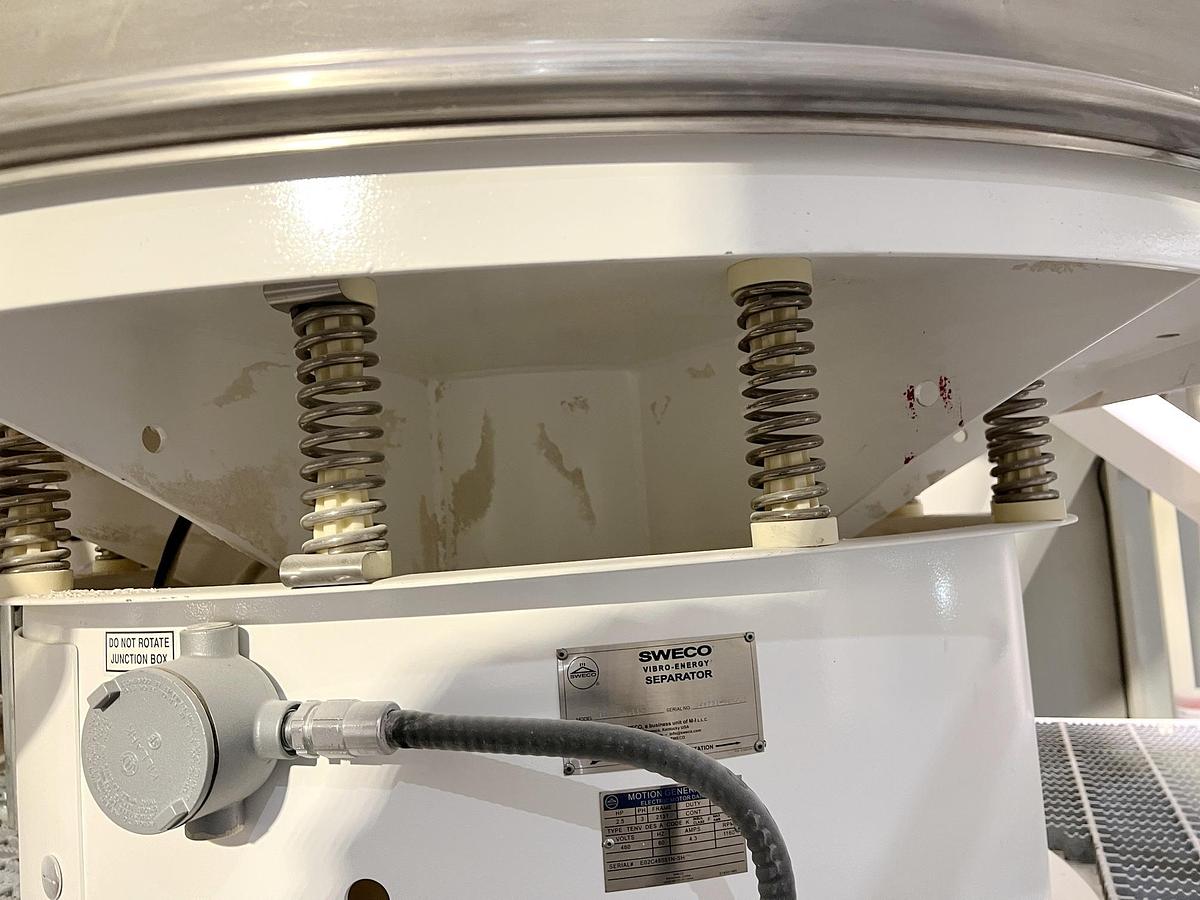 Used Used Sweco Vibrating Screen, 60''