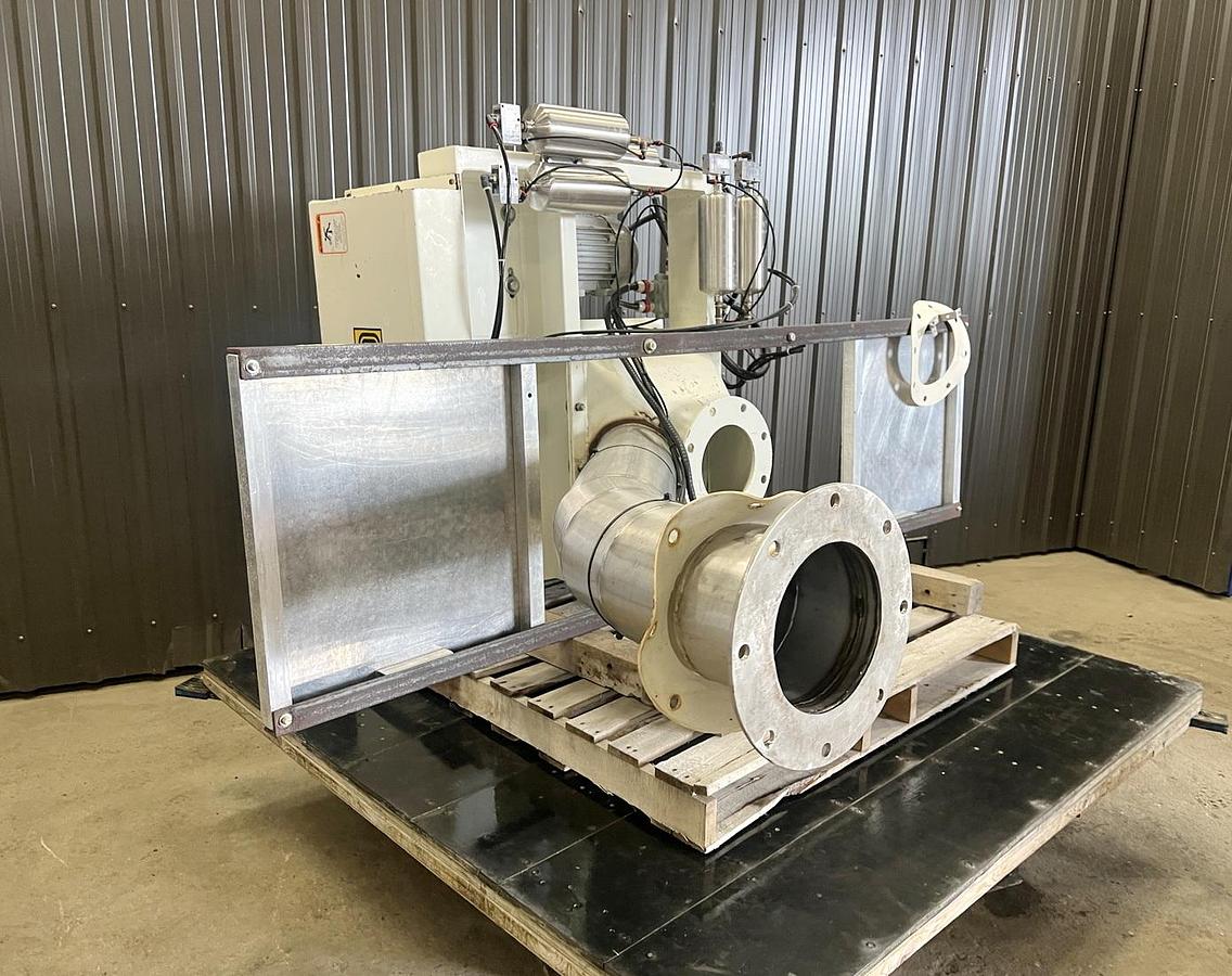 Used Used Screw Conveyor / Lump Breaker, 21'' Diameter X 36'' Long, Twin Screws