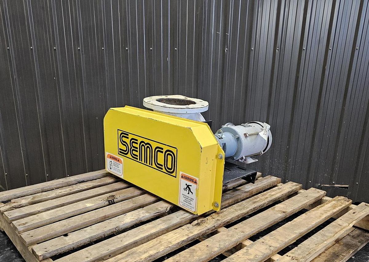 Used Used Semco Rotary Air Lock Valve, 8" X 8"