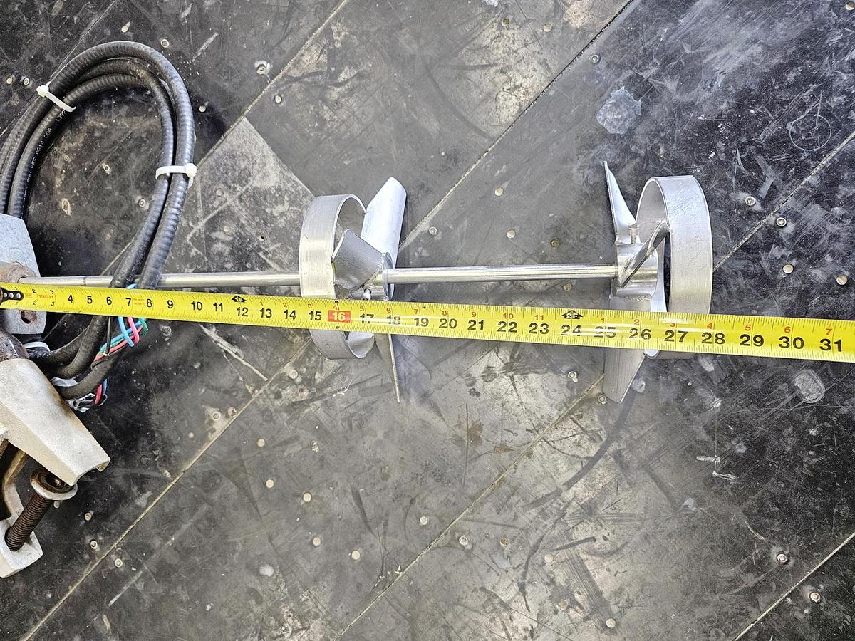 Used Used Lightnin Clamp-on Mixer, 0.75 HP