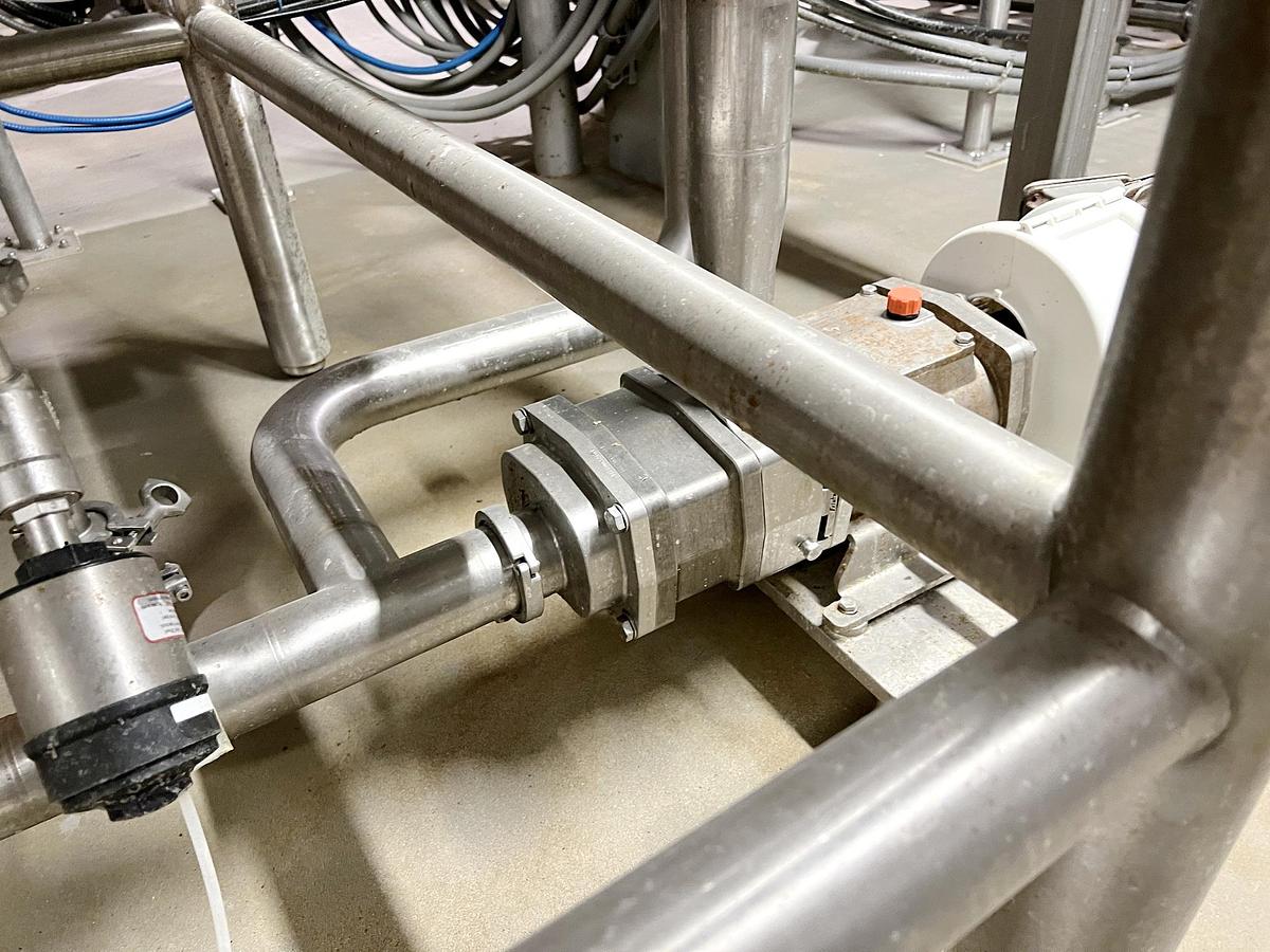 Used Used 1600 Gallon Jacketed Tank, Stainless Steel, With Scrape Agitation & Twin Screw Pump