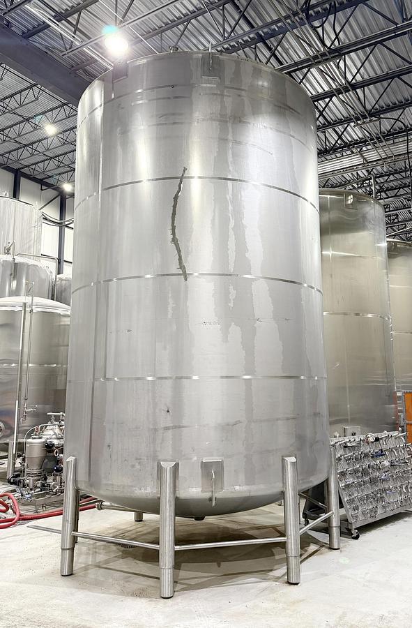 Used Used DCI 17,000 Gallon Tank, 304 Stainless Steel