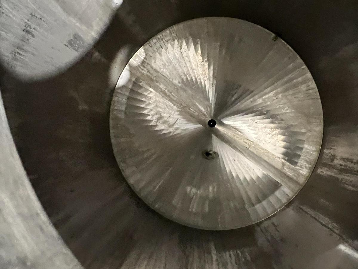 Used Used 200 Gallon Tank, Stainless Steel