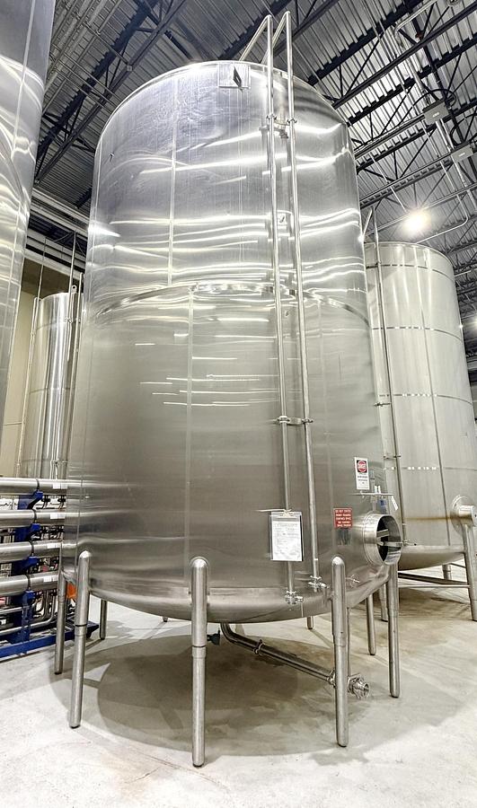 Used Used 17,000 Gallon DCI Tank, 304 Stainless Steel