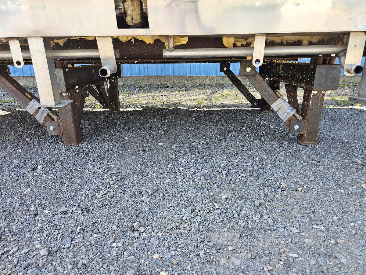 Used Used 2000 Gallon Jacketed Tank, 3 Compartments With Mixers, Flavor Tank