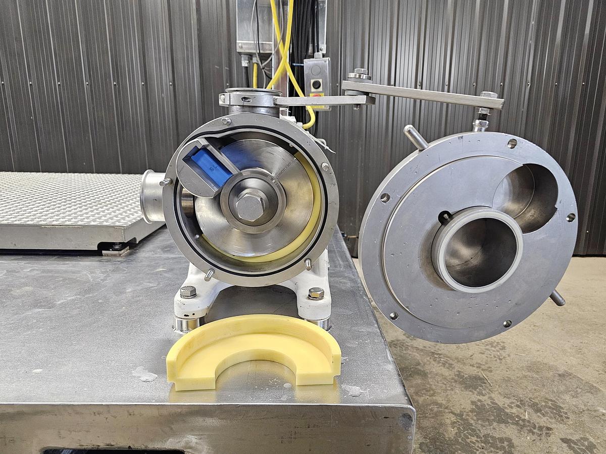 Used Used Sine Lobe Pump, Model 135, with Scale