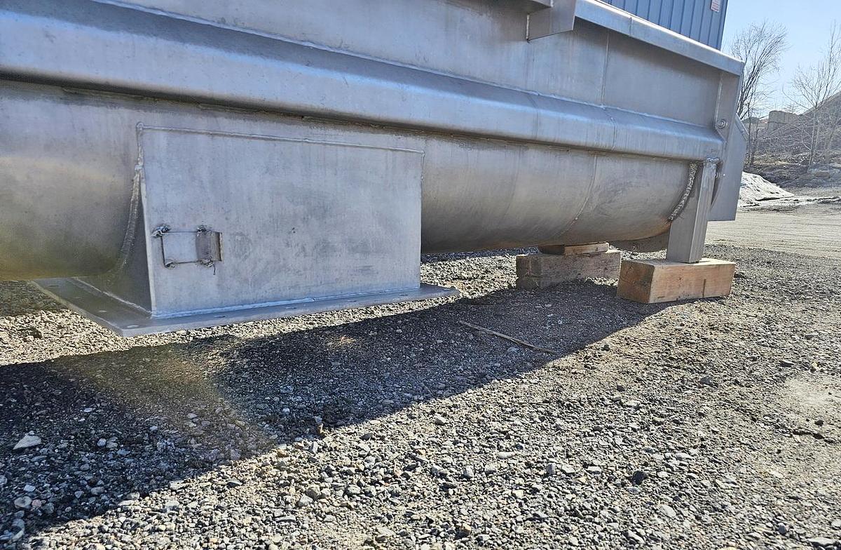 Used Used Screw Conveyor, 20’’ Diameter x 264’’ Long