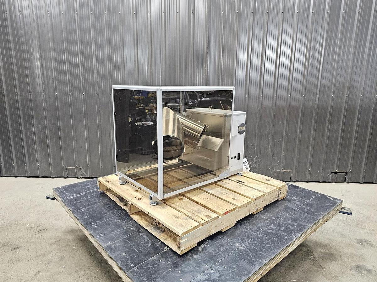 Used Used Patterson Kelley Twin Shell Blender, Lab Blender