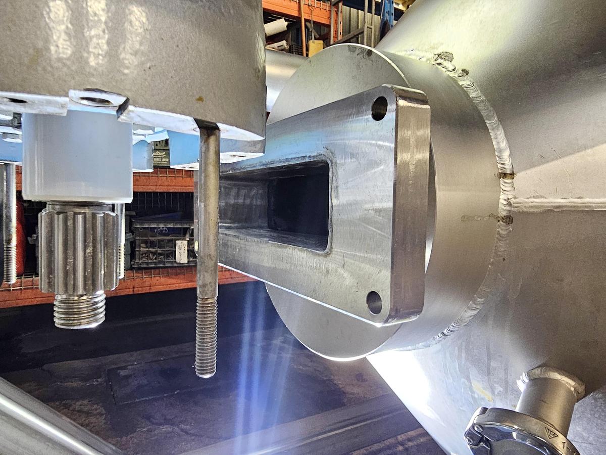 Used Used 400 Gallon Jacketed Tank (Reactor), With Waukesha Pump & Load Cells, Stainless Steel