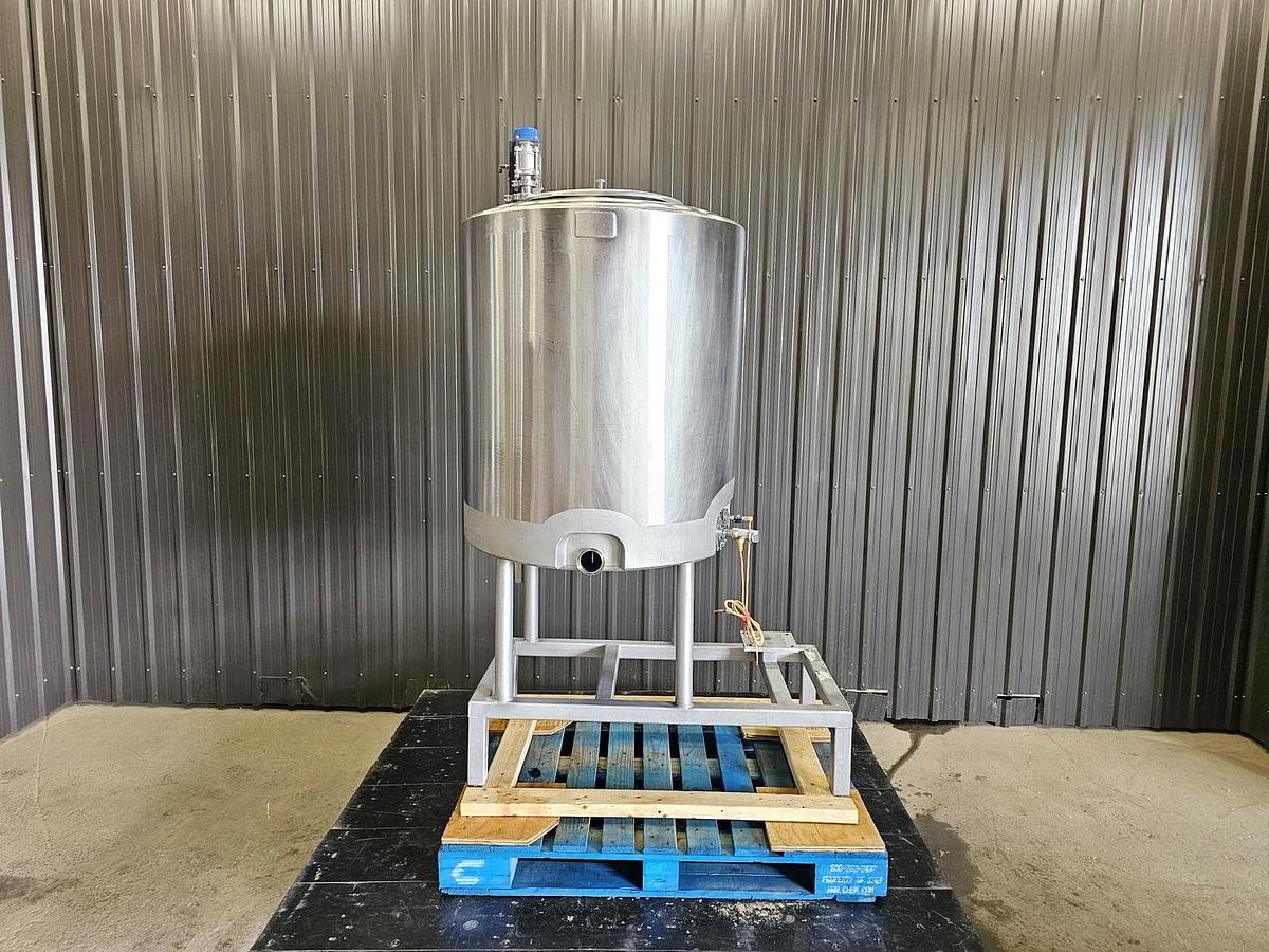 Used Used 125 Gallon Tank, Stainless Steel