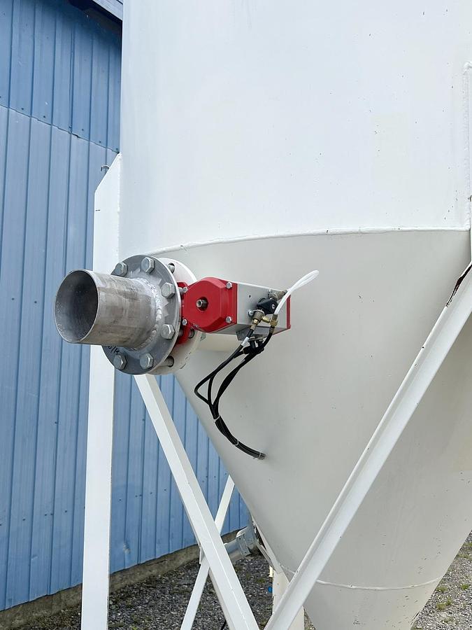 Used Used Semco Dust Collector, Pulse Air, with Rotary Valve