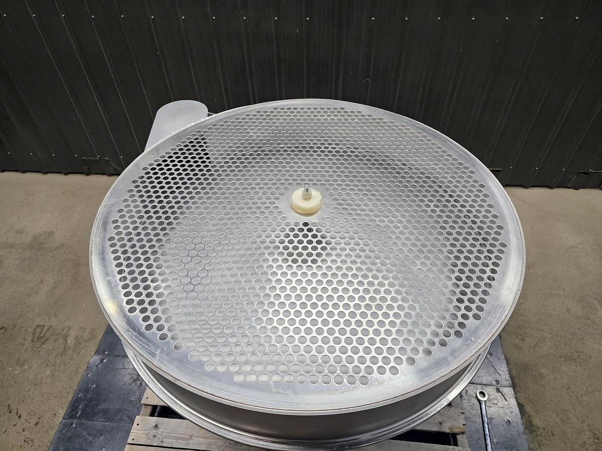 Used **Levy Recovery Group Michigan - lot 283 - sweco screen