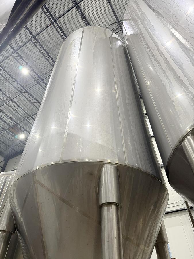 Used Used 18,492 Gallon Jacketed Tank (Reactor), 304 Stainless Steel