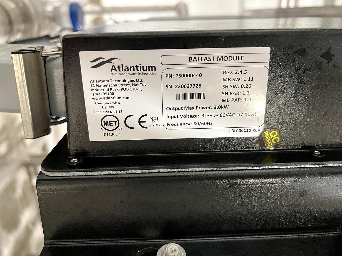 Used Used Atlantium Hydro-Optic UV Filtration System, Model RZ163-13-UHP