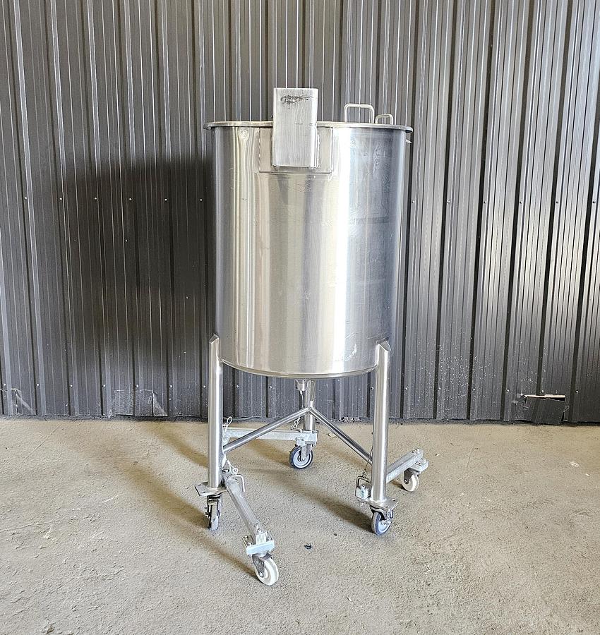 Used Heritage Global Auctions (Hagerstown MD) Lot 637 - Tank