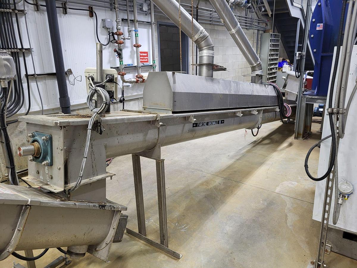 Used TCL Saint-Pie, Quebec - lot 14 - screw conveyor