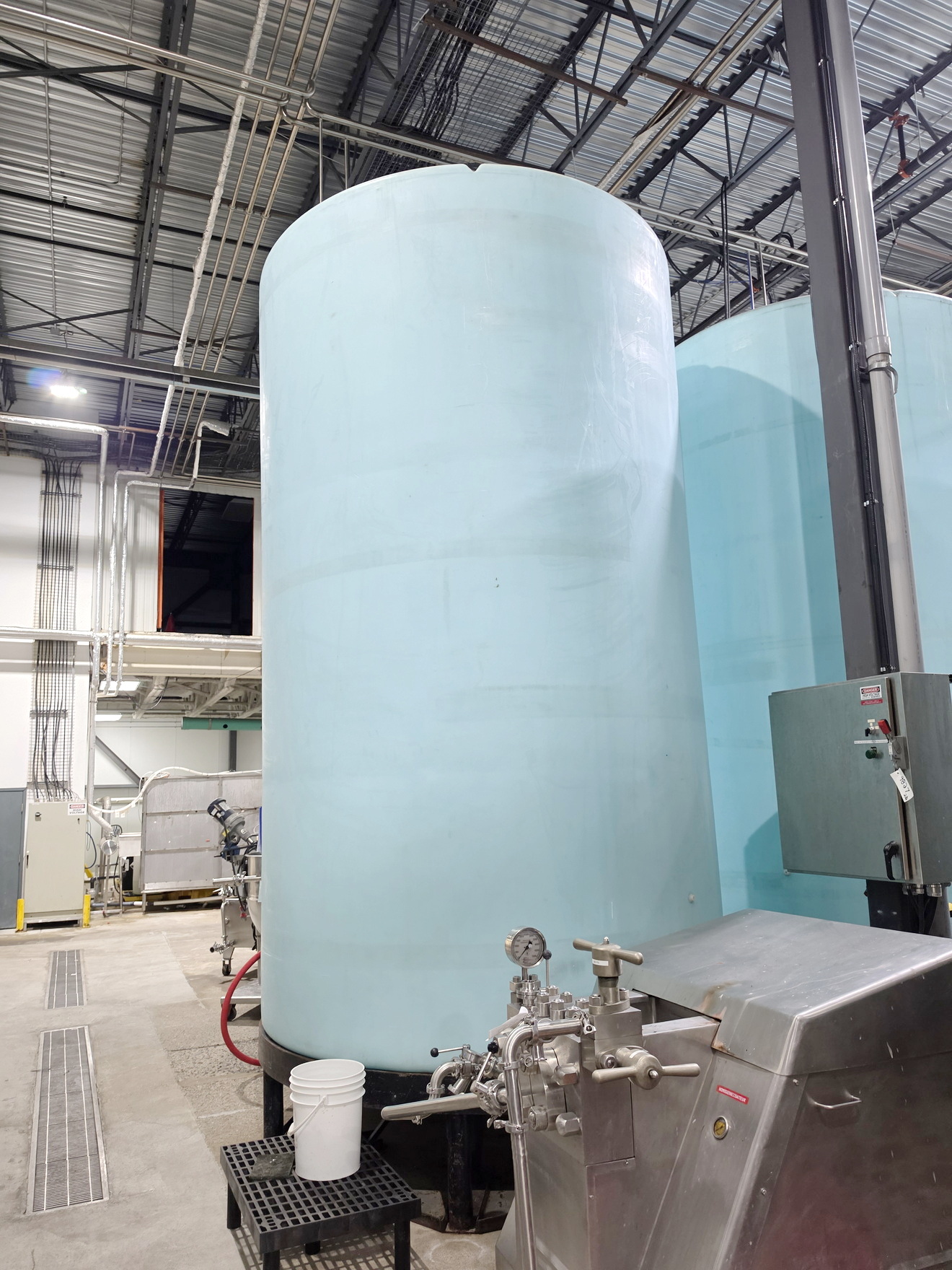 Used Used 6000 Gallon Tank, Reinforced Polypropylene