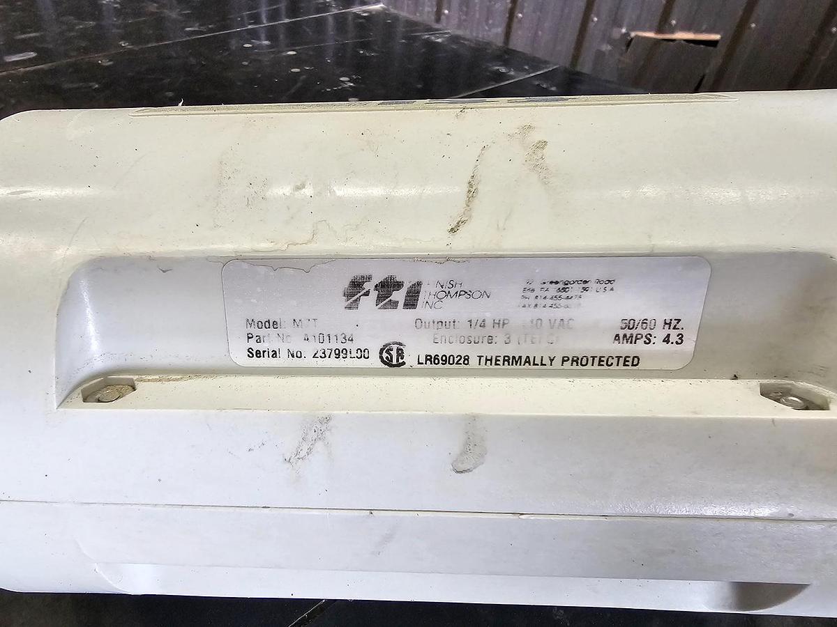 Used Used Finish Thompson M3TV Drum Pump