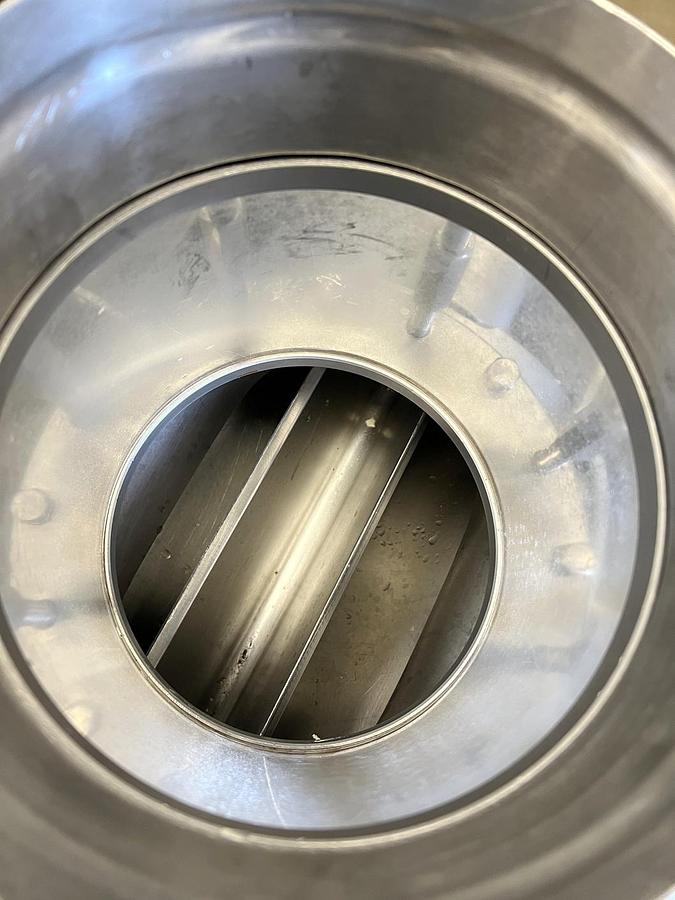 Used Used GEA Rotary Air Lock Valve, 8'' x 8''