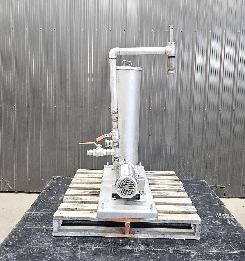 Used TCL Auction - Maple Leaf Foods - Ontario - Lot 26 - Pump and filter