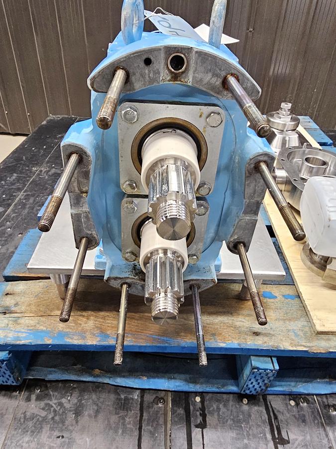 Used Metcalfe Auctions Mississauga - Lot 170 Lobe pump