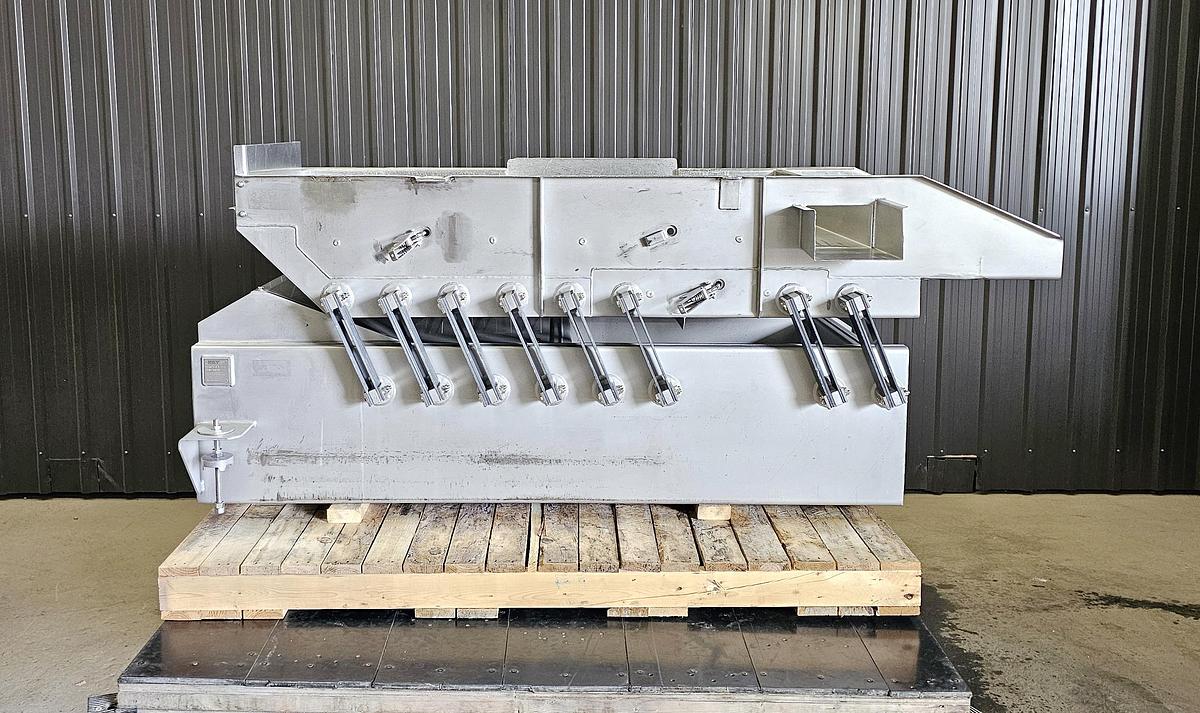 Used TCL Auction - Maple Leaf Foods - Ontario - Lot 61 - conveyor