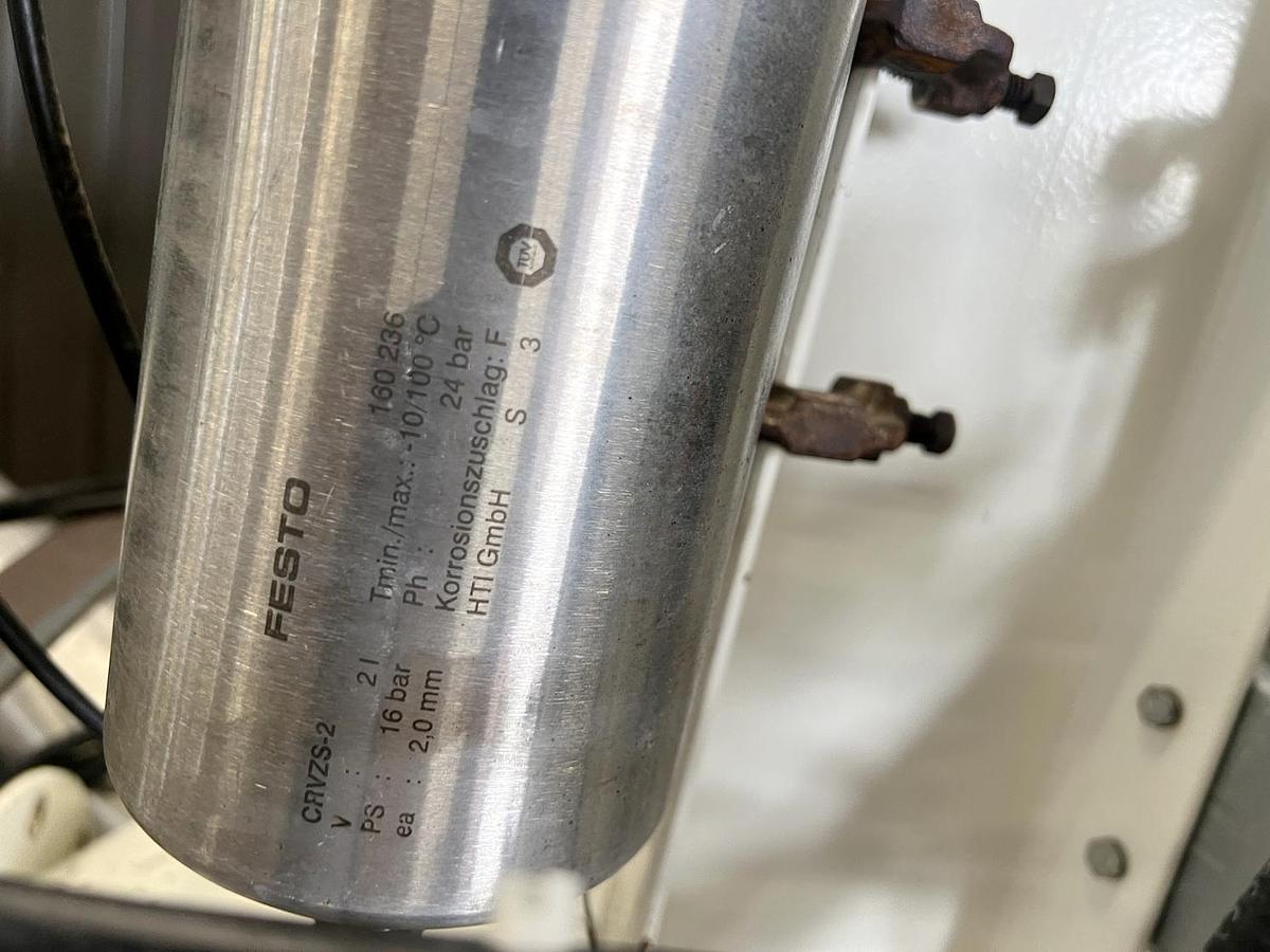 Used Used Screw Conveyor / Lump Breaker, 21'' Diameter X 36'' Long, Twin Screws