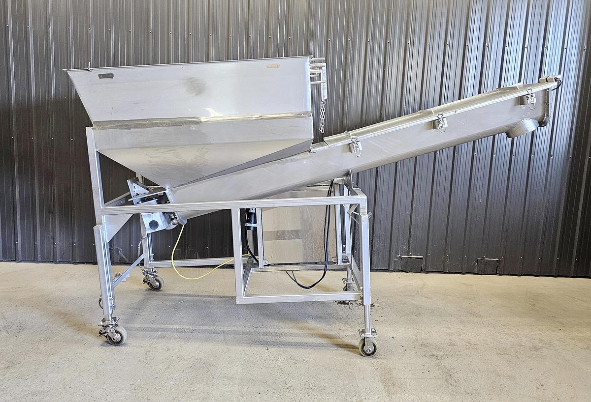 Used TCL Auction - Maple Leaf Foods - Ontario - Lot 123 - conveyor