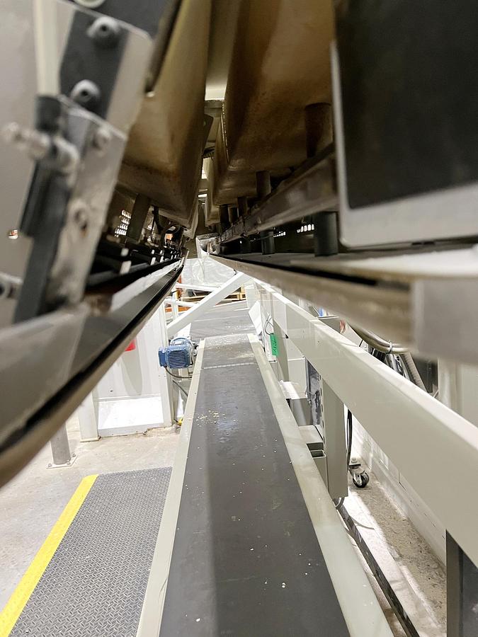 Used Used Fischbein Pinch Inner Liner Sealer, Model PILS 300, with Conveyor