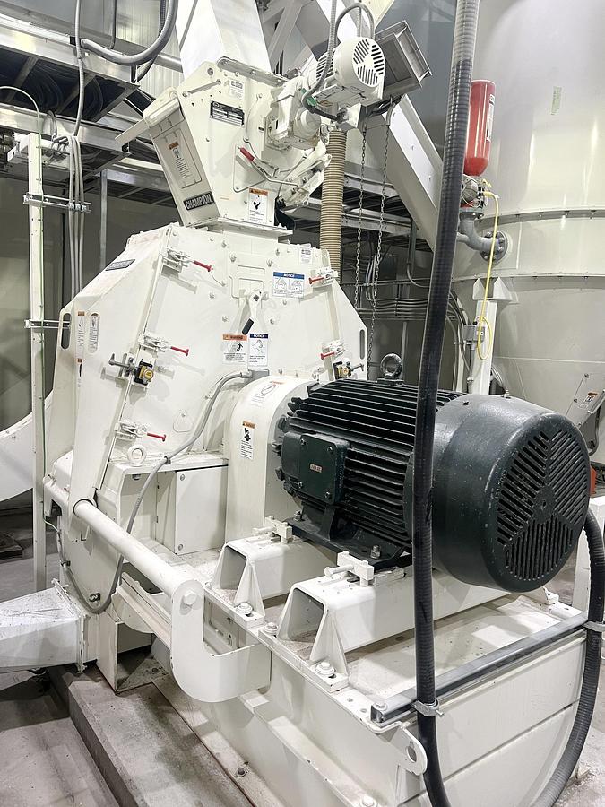 Used Used CPM Roskamp Champion 125 HP Hammermill, With Rotary Feeder