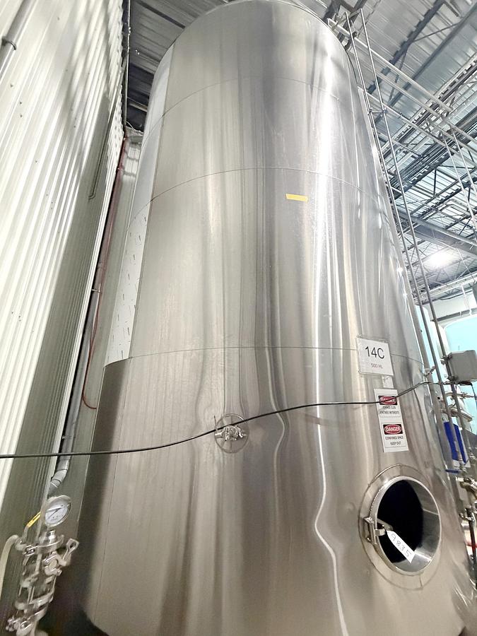Used Used 13,208 Gallon Tank, 304 Stainless Steel, With Heat Exchanger & Pump