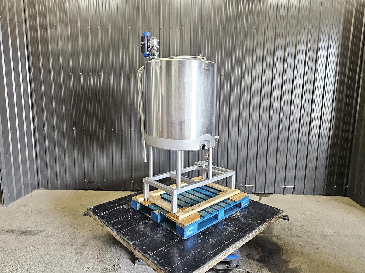 Used Used 125 Gallon Tank, Stainless Steel