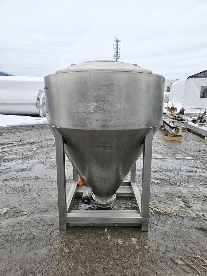 Used Used 440 Gallon Tank (Tote), Stainless Steel