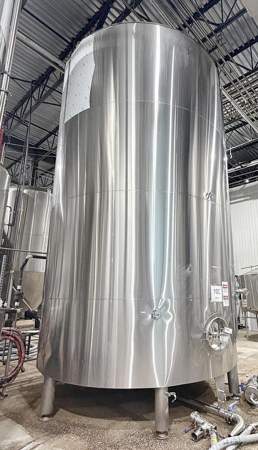 Used Used 13,208 Gallon Tank, 304 Stainless Steel, With Heat Exchanger & Pump