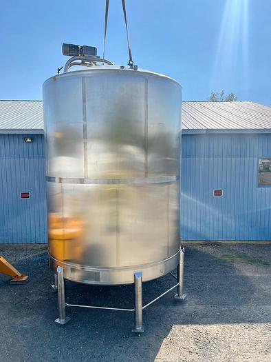 Used Used 10,000 Gallon Feldmeier Tank, Stainless Steel, With Mixer