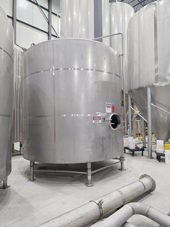 Used Used 7500 Gallon DCI Jacketed Tank, 304 Stainless Steel