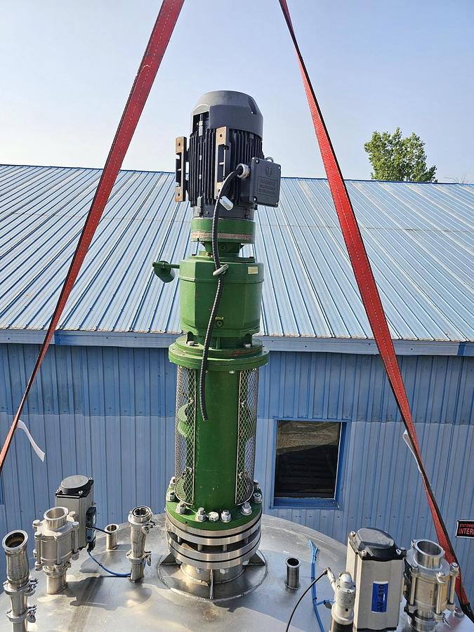 Used West Auction California - Lot A-1002 2500 gallon jacketed mix tank